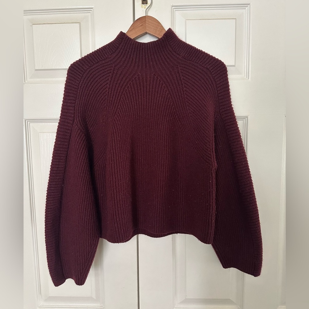H&M Women's Chunky Ribbed Mock Neck Sweater - Wine